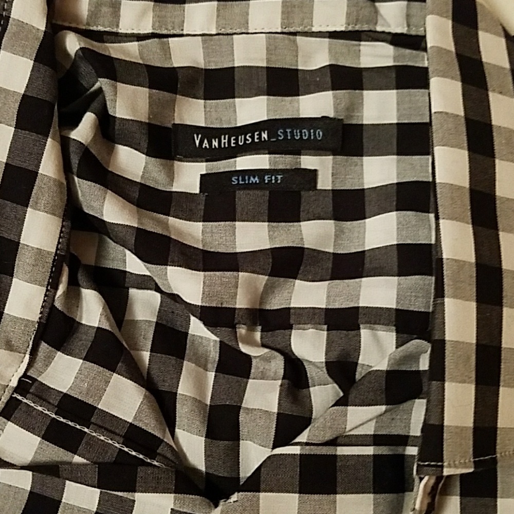 Van Heusen long sleeve dress shirt